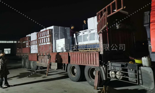 河南客戶訂購(gòu)304不銹鋼通風(fēng)柜-發(fā)貨實(shí)況